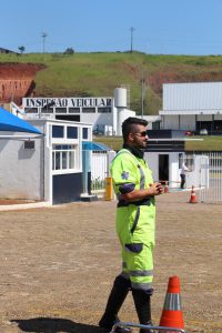 SOCORRISTA VITOR MINISTRANDO A SIMULAÇÃO DE APH