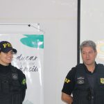 BATE PAPO SOBRE O TRÂNSITO COM OS POLICIAIS RODOVIÁRIOS FEDERAIS