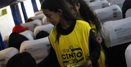 Centrovias – Tô de cinto, tô seguro. Centrovias – Tô de cinto, tô seguro.