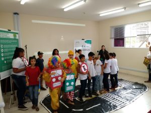 Momento marcando presença, com apresentação de uma linda dança.