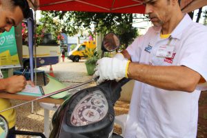 Instalação de antenas aparadoras de linha de cerol