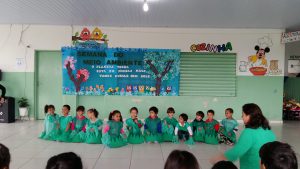 Apresentações de dança com o tema Meio Ambiente.