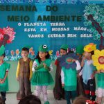 Apresentações de dança com o tema Meio Ambiente.