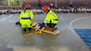 Simulação de atendimento pré hospitalar pela equipe Br Vida.