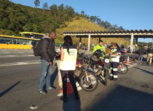 Preenchimento do formulário e orientação sobre uma pilotagem cautelosa e segura