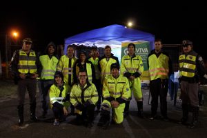 Equipe reunida na primeira noite da ação