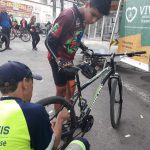 Instalação de antenas e adesivos refletivos