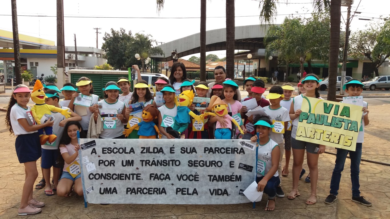 Alunos reunidos para começarmos a atividade educativa sobre trânsito e meio ambiente