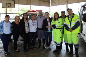 Equipe ViaPaulista e educadores da EMEB Irmãos Matos