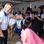 DOAÇÃO DE CABELO REALIZADA PELA MORADORA DO MUNICÍPIO DE CAMANDUCAIA PARA "MECHAS DO BEM" DA ARTERIS