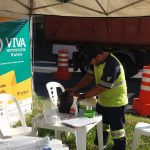 Higienização de capacete e cristalização de viseiras.