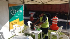 Higienização de capacete e cristalização de viseiras.