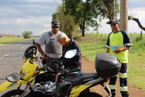 Motociclistas foram orientados pela equipe da ViaPaulista e PMRV