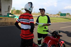 Motociclistas foram orientados pela equipe da ViaPaulista e PMRV