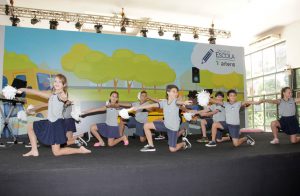 Apresentação das escolas premiadas como Destaque e Menções do ano - EMEF Yolanda de São Simão