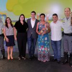 Entrega das premiações para as escolas destaque e menções do ano - EMEF Historiador de São Simão