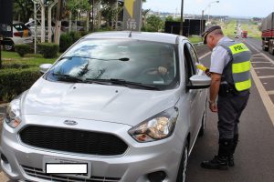 PMRV realizou testes com etilômetro e orientações sobre segurança