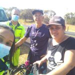 equipe de resgate aborda e orienta usuários na rodovia