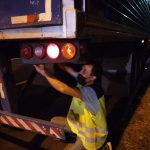 Manutenção elétrica grátis nos caminhões, troca de lâmpadas, lanternas e setas