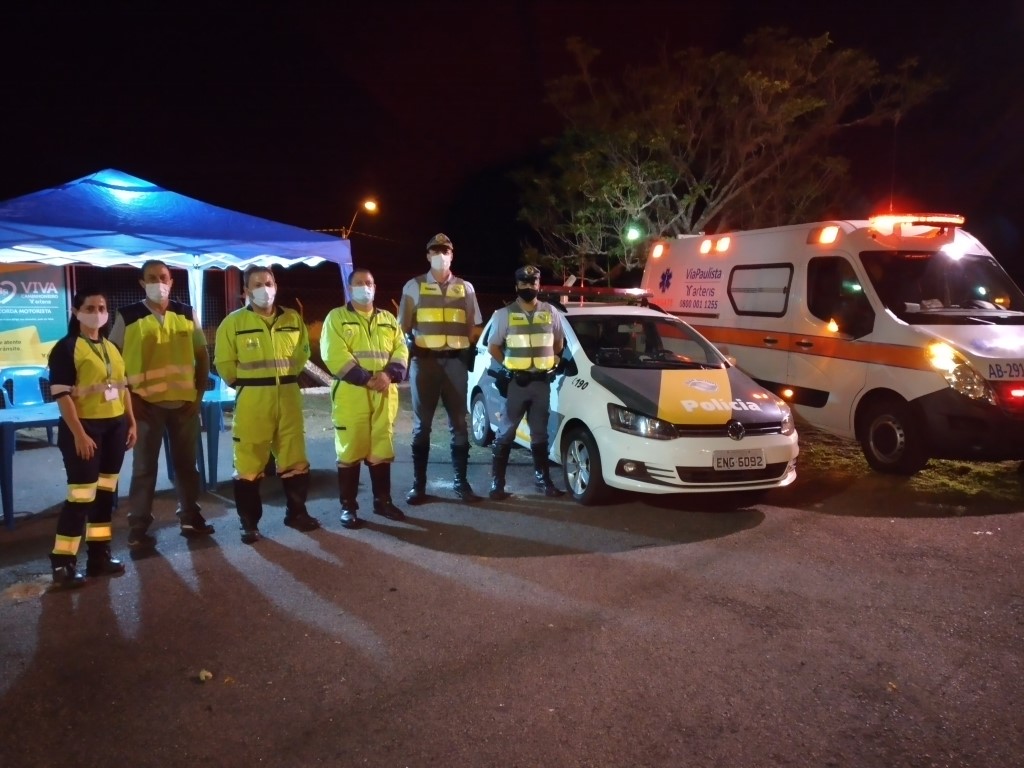 equipe que apoiou na noite de ação educativa