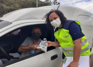 ENTREGA DO KIT HIGIENE E ORIENTAÇÃO SOBRE A IMPORTÂNCIA DO USO DO CINTO