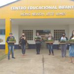 Entrega de mudas de flores para Escola CEMEI - Monsenhor Nelson Leite Lemes