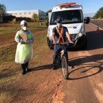 Equipe da concessionária orientou ciclistas sobre segurança no trânsito