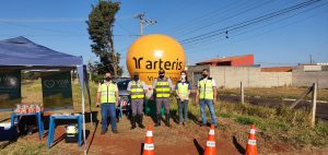 Equipe preparada para realizar orientações educativas sobre travessia segura