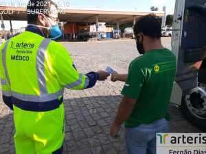 Aferição de temperatura realizada pela equipe da BrVida