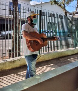 Professor que ajudou animar nossa ação