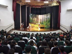 Peça de teatro em Luiz Antonio