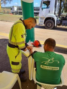 AFERIÇÃO DE PRESSÃO REALIZADA PELA APH