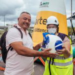 Higienização de capacete e cristalização de viseira.