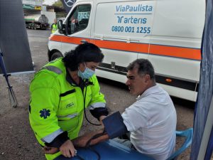 Equipe do resgate da VP realizou aferição de pressão e batimentos além de orientação de saúde