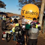 equipes da Arteris ViaPaulista orientaram motociclistas sobre segurança no trânsito