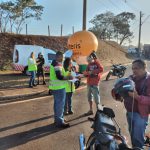 equipes da Arteris ViaPaulista orientaram motociclistas sobre segurança no trânsito