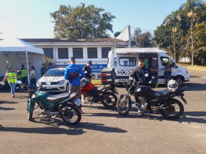 Instalação de antena corta pipa em motos.