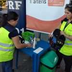 Higienização de capacetes e cristalização de viseiras.