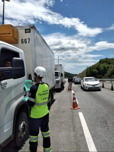 Ação para caminhoneiros