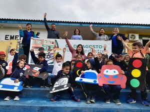 Caminhada educativa em comemoração ao Dia do Pedestre.