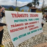 Caminhada educativa em comemoração ao Dia do Pedestre.