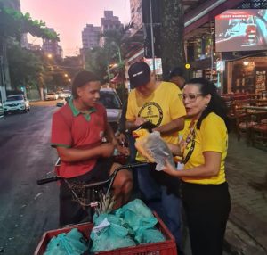 Cadastramento, orientação e entrega do kit