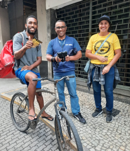 Entrega de panfleto e antenas anticerol