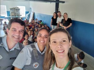 Policiais Rodoviários também conversaram com os alunos sobre segurança no trânsito