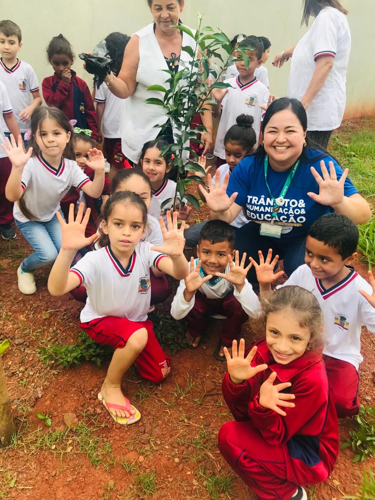 Mãos na terra!