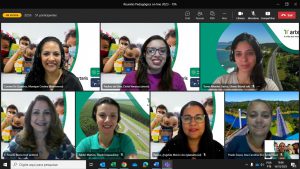 A coordenadora de Responsabilidade Social da Arteris, Maria José Finardi, conduziu as reuniões abordando as possibilidades de ensino, onde o lúdica e o virtual se encontram