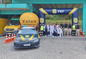 Equipe Arteris, PRF e Estudantes.