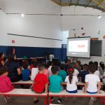 Palestra sobre educação no trânsito e educação ambiental.