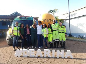 Equipe Arteris e diretores da escola