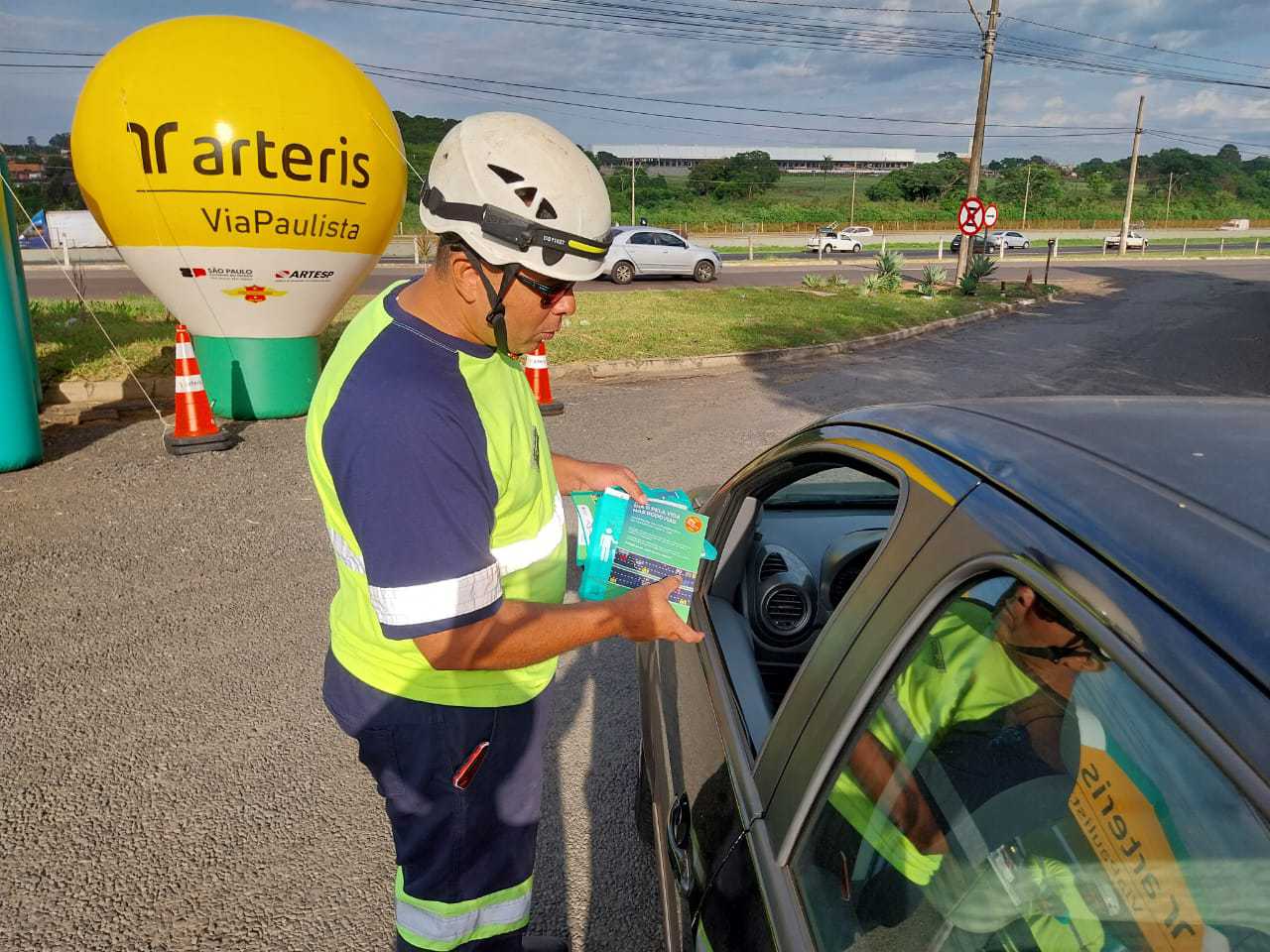 material educativo com dicas de segurança foi entregue